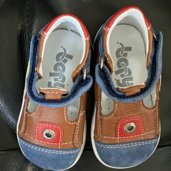 Kids eur size 19 leather Stylish Kids Shoes with firm sole Bopy brand Velcro - Picture 3 of 12